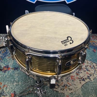 Slingerland - 5.5x14" No. 140 Artist Brass Snare Drum, 1985–1989, Lacquered Brass image 3
