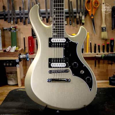 Gibson Victory 2024 - Satin Gold image 1