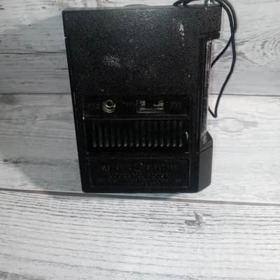 Vintage GE General Electric 7-2506A Handheld AM-FM Transistor Radio image 2
