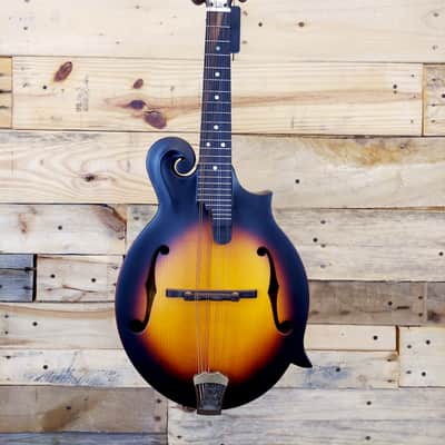 Washburn M108SWK-D Americana Series F Style Mandolin with Hard Case image 2