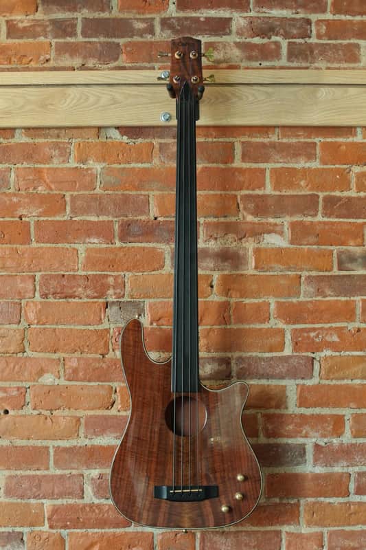 Carvin AC-40 Fretless Acoustic/Electric Bass | Reverb