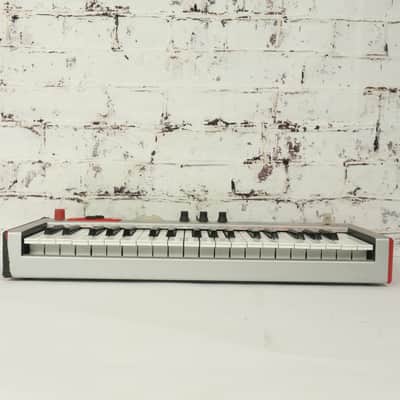 Alesis Micron 8-Voice Analog Modeling Synthesizer *TESTED* image 2