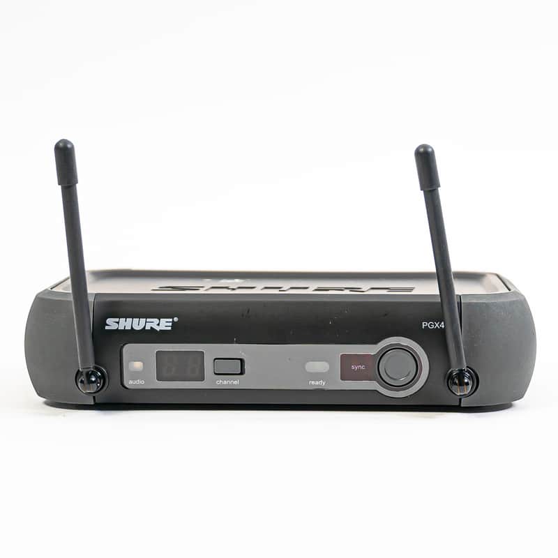 Shure PGX4 with PGX2 Beta 58A 644-622 Wireless Microphone System w