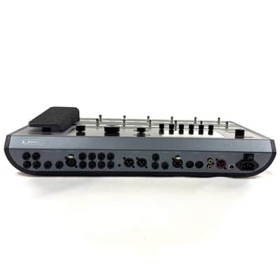 Used Line 6 Helix Mult Effects Processor with Helix Backpack image 6