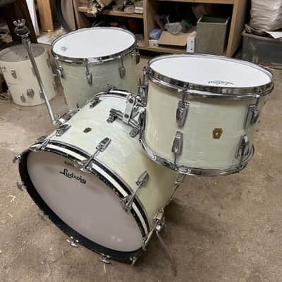 Ludwig Superclassic 1960/63 - White marine pearl image 6
