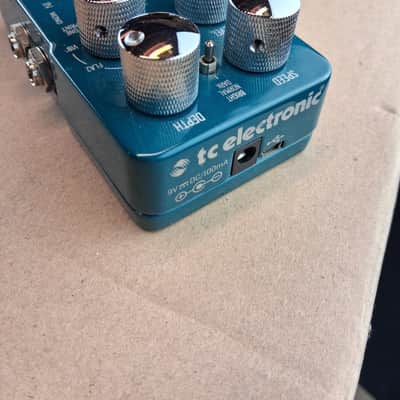 TC Electronic John Petrucci Dreamscape 2012 - Present - Blue Sparkle image 7