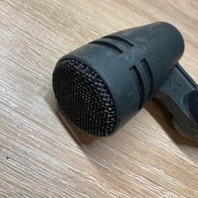 Sennheiser e604 Cardioid Dynamic Drum Microphone 1998 - Present - Black image 2