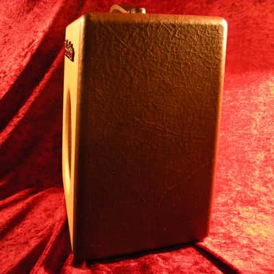 Danelectro Nifty Seventy N70 Bass Guitar Amp - Rare! image 13