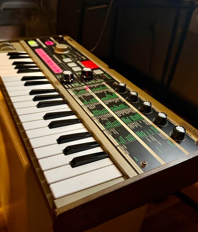Korg MicroKORG 37-Key Synthesizer/Vocoder
