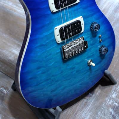 PRS SE Custom 24-08 Quilt 24-Fret Electric Guitar Lake Blue with Gigbag image 7