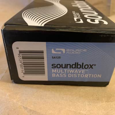 Source Audio Soundblox Bass Multiwave Distortion SA125 MINT in box with users manual image 16