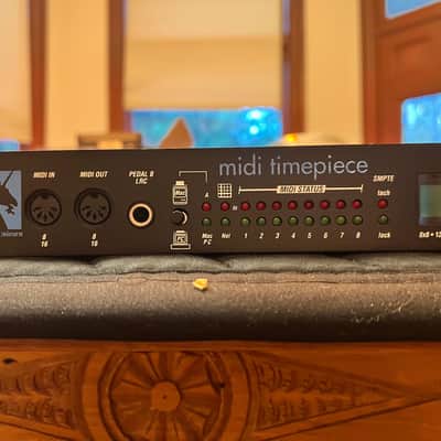 MIDI MOTU MTP AV Time Piece 8 Channel MIDI Interface for Mac and PC with Timecode - Black image 6