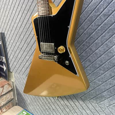 Gibson Melody Maker Explorer GOLD TOP?!! One of a Kind SkunkWerx Custom! image 4