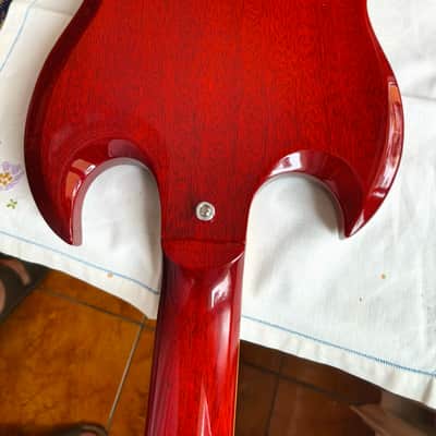 Gibson SG Standard Heritage Cherry 2016 with original case image 10