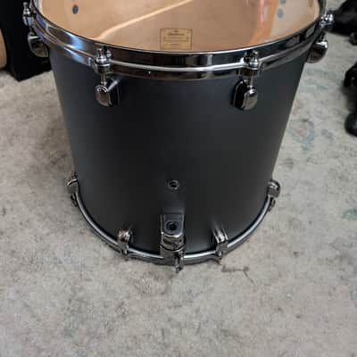 Tama Starclassic Maple Flat Black 4 pc. image 15