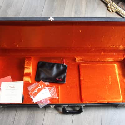 FENDER "American Vintage II 1977 Telecaster Custom, Rosewood Fingerboard, Olympic White" HARDCASE image 22