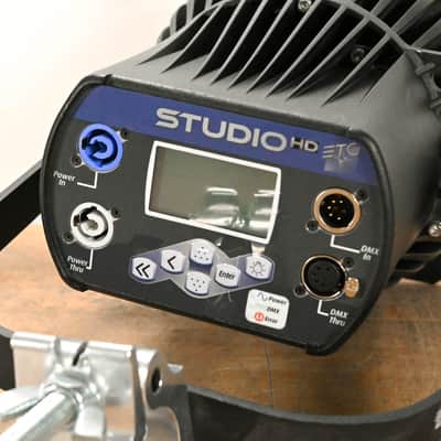 ETC Desire D60 Studio HD LED Par Wash Light CG01SM3 image 8