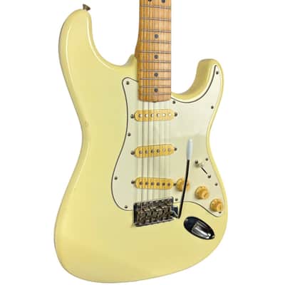 Fender Japan ST-45 Stratocaster 2004-2005 - Vintage White image 2
