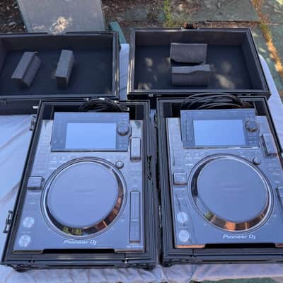 Pioneer CDJ-2000NXS2 Matching PAIR near perfect with Black Road Cases and Decksavers personal use only image 2