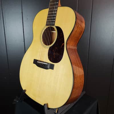 Martin 000-18 Standard Series Acoustic Guitar, Natural with Aging Toner, Free Ship, #583 image 3