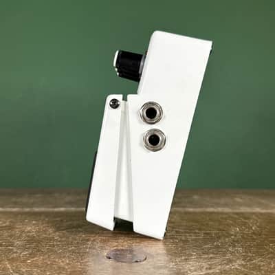 Boss NS-2 Noise Suppressor (Silver Label) 1989 - Present - White image 4