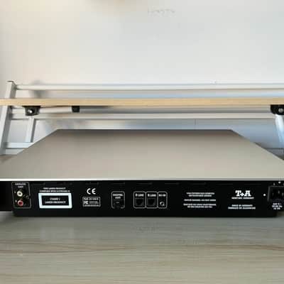 T+A Pulsar CD 1230 R Professional CD Player - Silver image 9