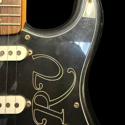 Fender Stevie Ray Vaughan Stratocaster 2001 - x6252 image 6
