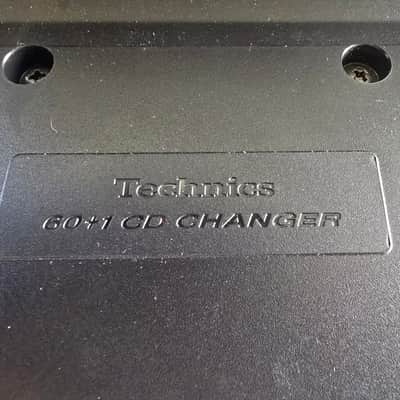 Technics SL-MC4 60+1 CD changer Early-mid 2000s - Black image 16