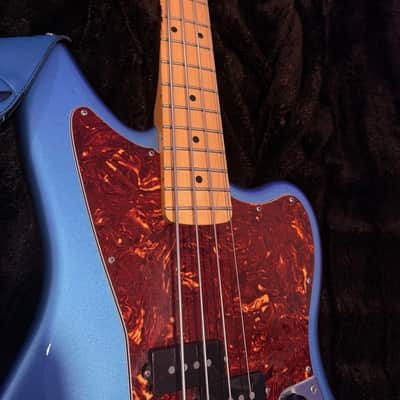 Fender Player Jaguar Bass with Maple Fretboard, custom Tortoise pick-guard and flat-wound strings image 2