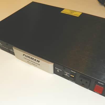 Furman AR-15 Series II Voltage Regulator Power Conditioner image 3