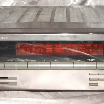 JVC RX-305 stereo receiver with phono input image 1