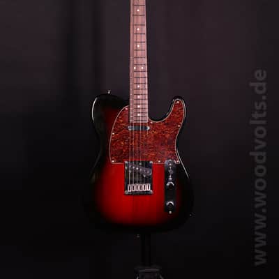 Squier Standard Telecaster with Rosewood Fretboard 2004 - 2017 - Antique Burst image 1
