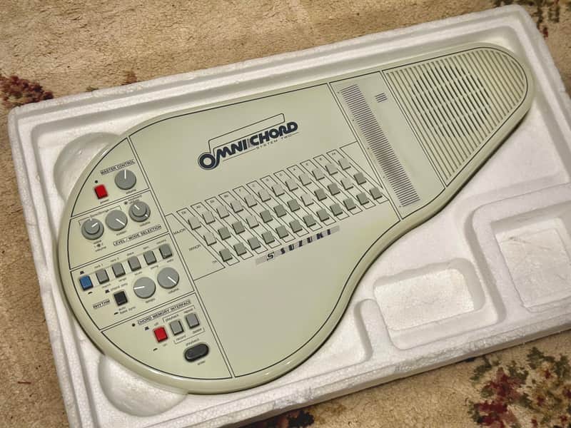 Suzuki OM-84 Omnichord 1984 - Gray image 1