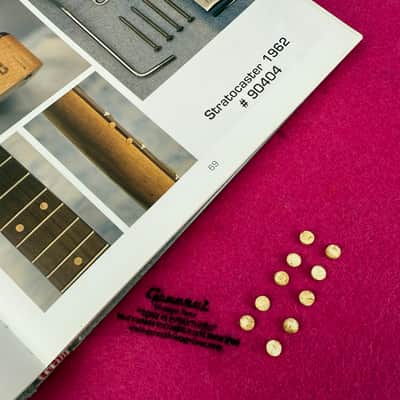 General Vintage Tone Phenolic paper NOS white  clay Dot Inlays 1959 - 1963  ( 10 Dots 1/4" ) Pre cbs Fender ®️ Pre cbs Material. - NOS image 5