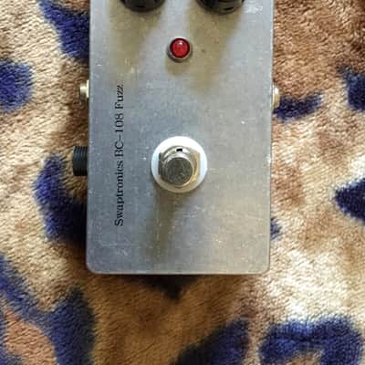 Swaptronics BC-108 Fuzz Pedal - Silicon Fuzz Face Clone image 1