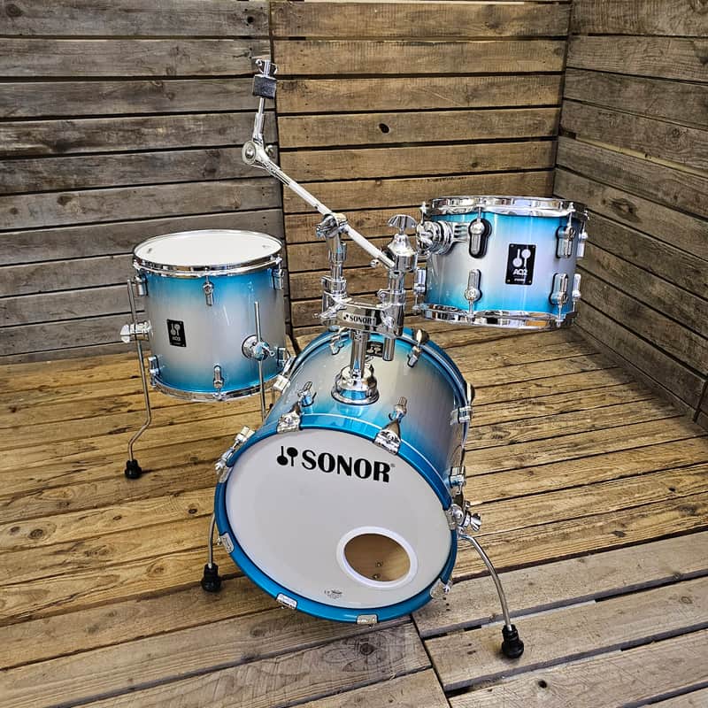 Drum Kit Sonor AQ2 Series 7ply Maple Safari Aqua Silver Burst USED! RKSNK120526 image 1