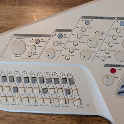 Suzuki Omnichord OM-300 Around 1996 - White image 3