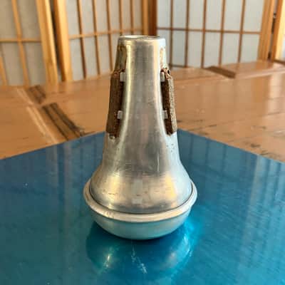 Trumpet Mutes Lot of 2 Aluminum Vintage 6.5h & 4.5h Brass Instruments Bugle image 9