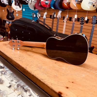 Oscar Schmidt OU3 Concert Ukulele w/Carrying Bag image 7