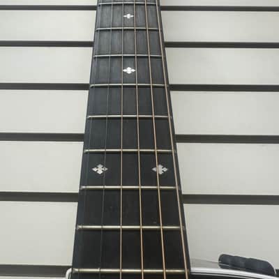 Taylor 214ce-SB DLX Left-Handed Sunburst with hardcase image 9