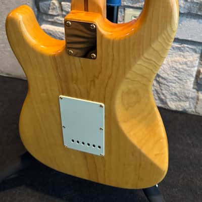 1997 Fender USA Stratocaster - Natural - Ash image 12