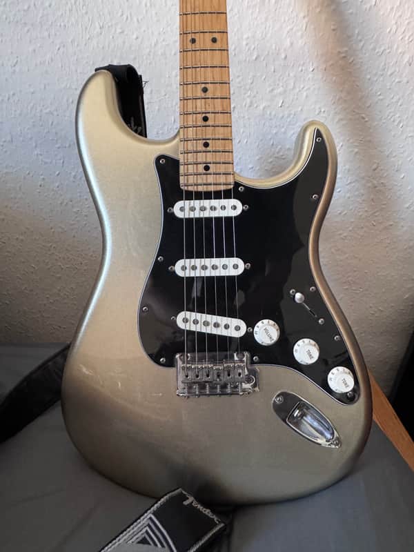 Fender 75th Anniversary Stratocaster