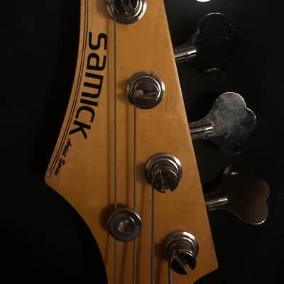 Samick P Bass 80s Gloss Black ( Left handed ) image 5