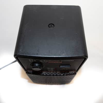 Fostex 6301B personal sized powered monitor with speaker out image 4