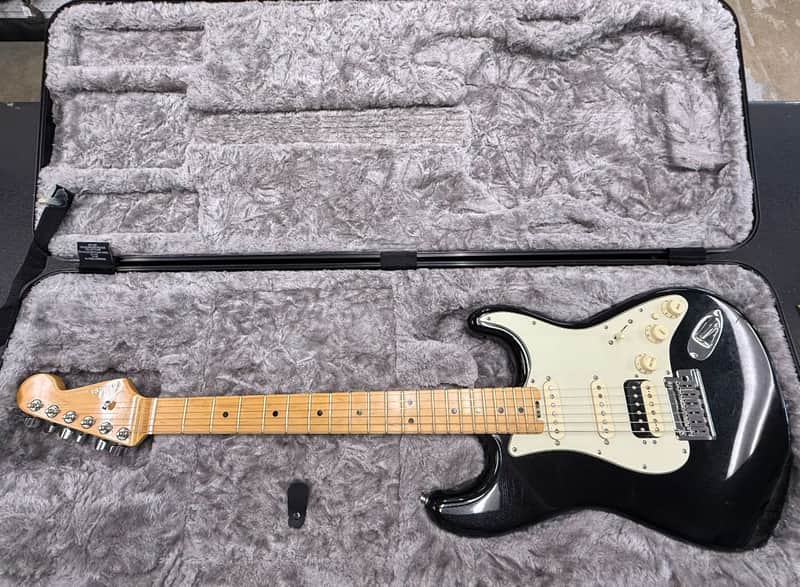 Fender American Elite Stratocaster HSS Shawbucker with Maple Fretboard 2016 - 2019 - Mystic Black image 1