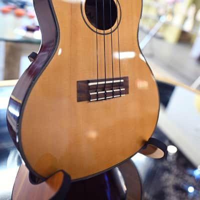 Lanikai Lanikai HU-26 Concert Ukulele - Natural Gloss (Early Hohner Era) - gloss image 5