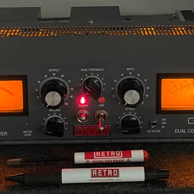Retro Instruments Revolver Dual Compressor 2018 - 2021 - Gray image 7