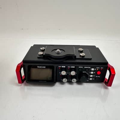 Tascam DR-701D 6-Track Portable Audio Recorder for DSLR Camera image 5