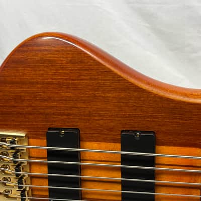 Schecter Diamon Series Studio 5 5-String Electric Bass image 4