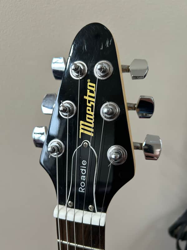 Maestro by Gibson Roadie mini Flying V Electric Guitar A.K.A. Wee